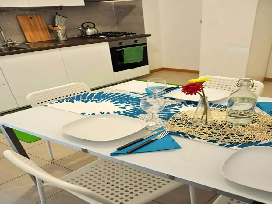 Immagine 5 di Camera in affitto  in Via Carlo Botta a Milano