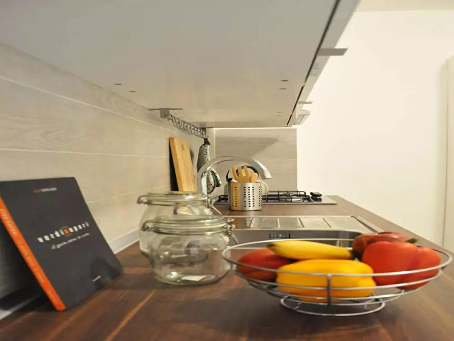 Immagine 8 di Camera in affitto  in Via Carlo Botta a Milano