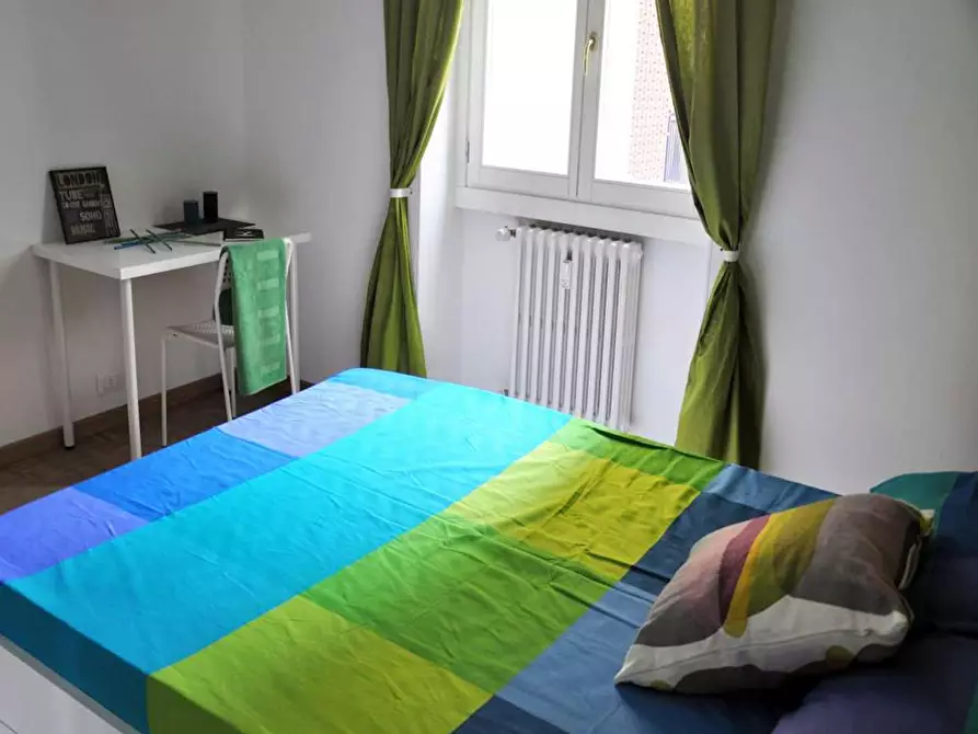 Immagine 3 di Camera in affitto  in Via Carlo Botta a Milano