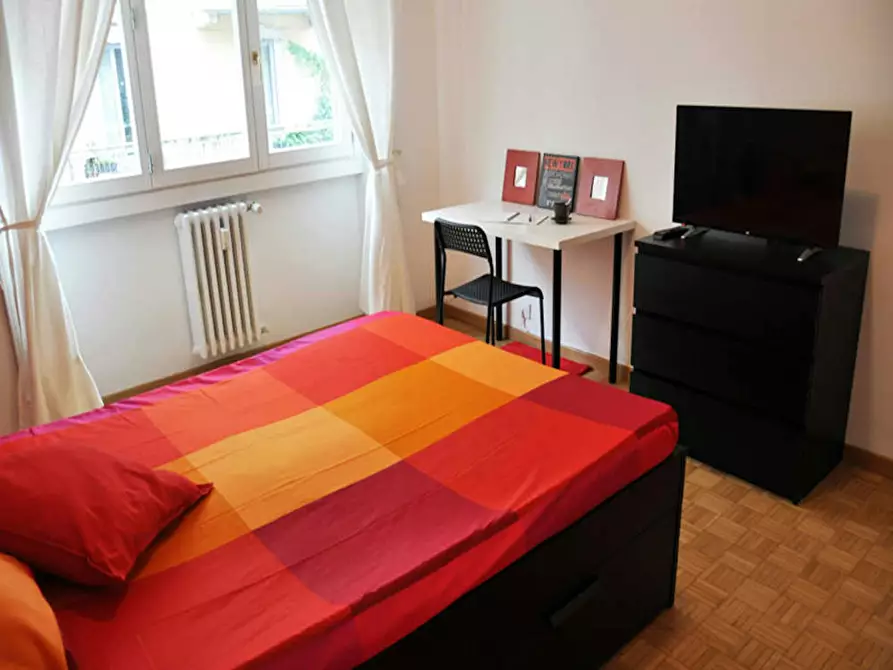 Immagine 3 di Camera in affitto  in Via Carlo Botta a Milano