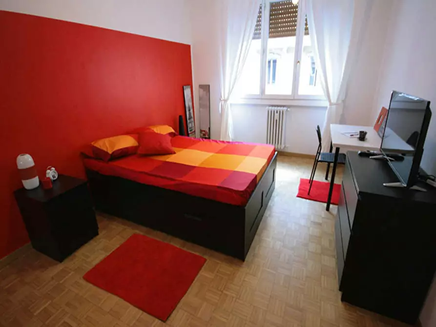 Immagine 1 di Camera in affitto  in Via Carlo Botta a Milano