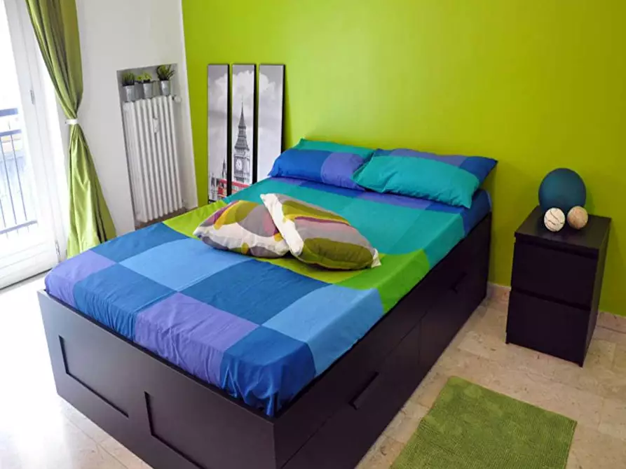 Immagine 3 di Camera in affitto  in Via Carlo Botta a Milano