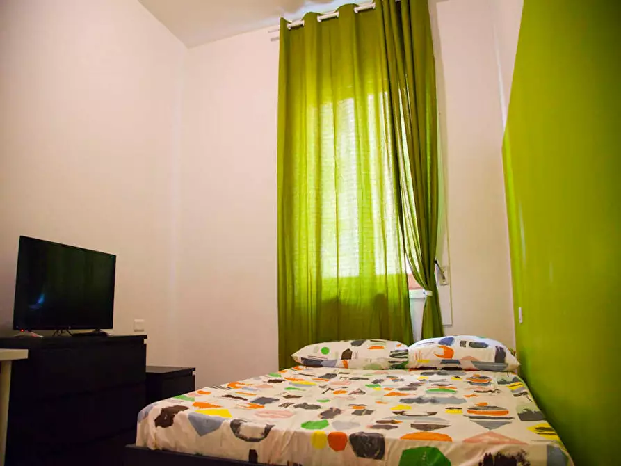 Immagine 2 di Camera in affitto  in Via Conca del Naviglio a Milano