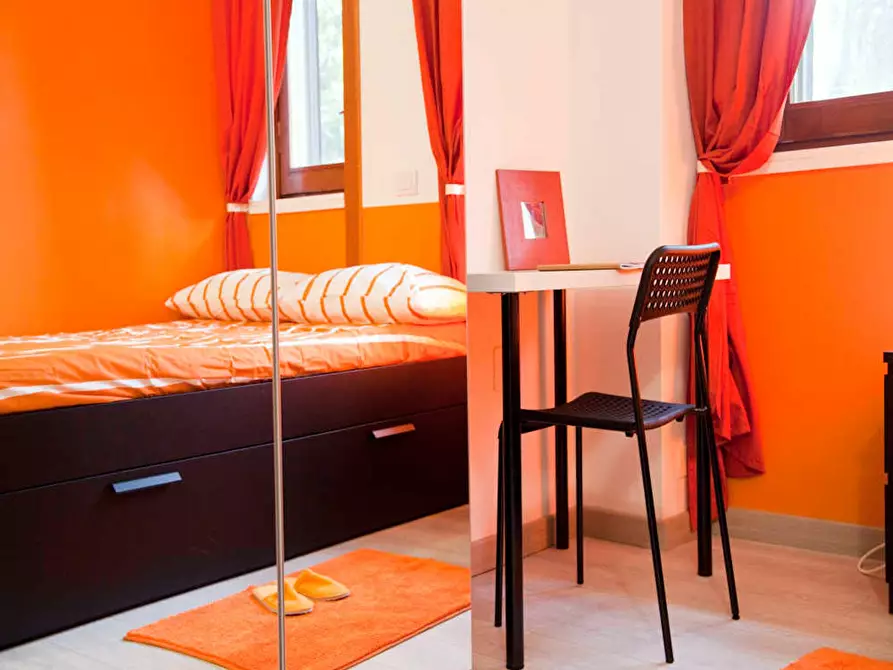 Immagine 4 di Camera in affitto  in Via Conca del Naviglio a Milano