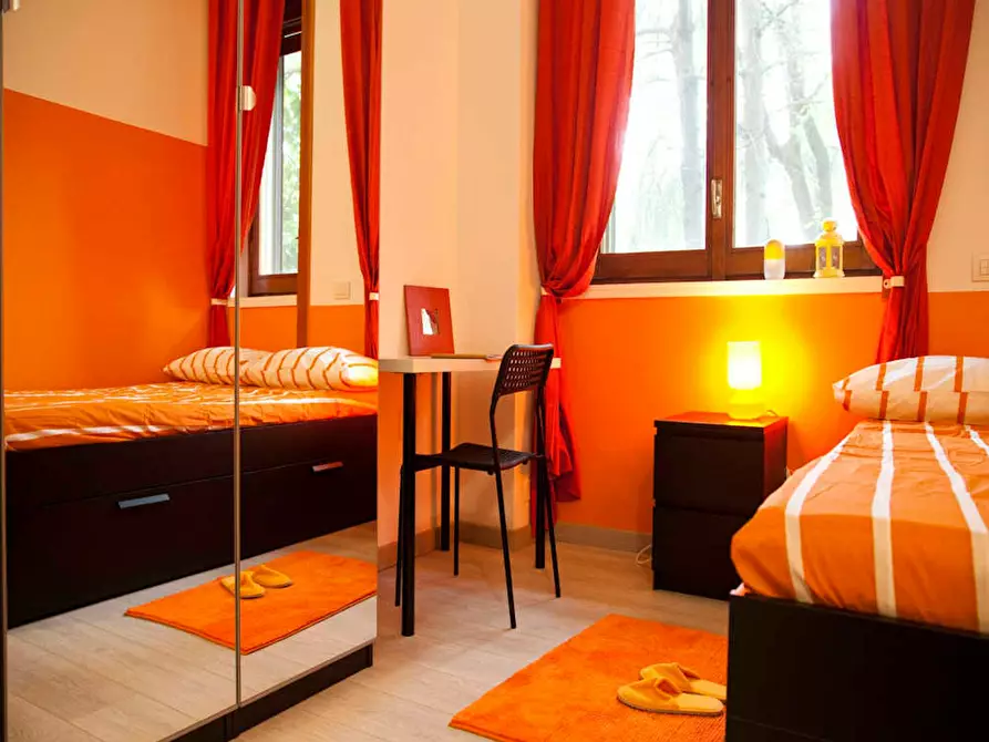 Immagine 2 di Camera in affitto  in Via Conca del Naviglio a Milano