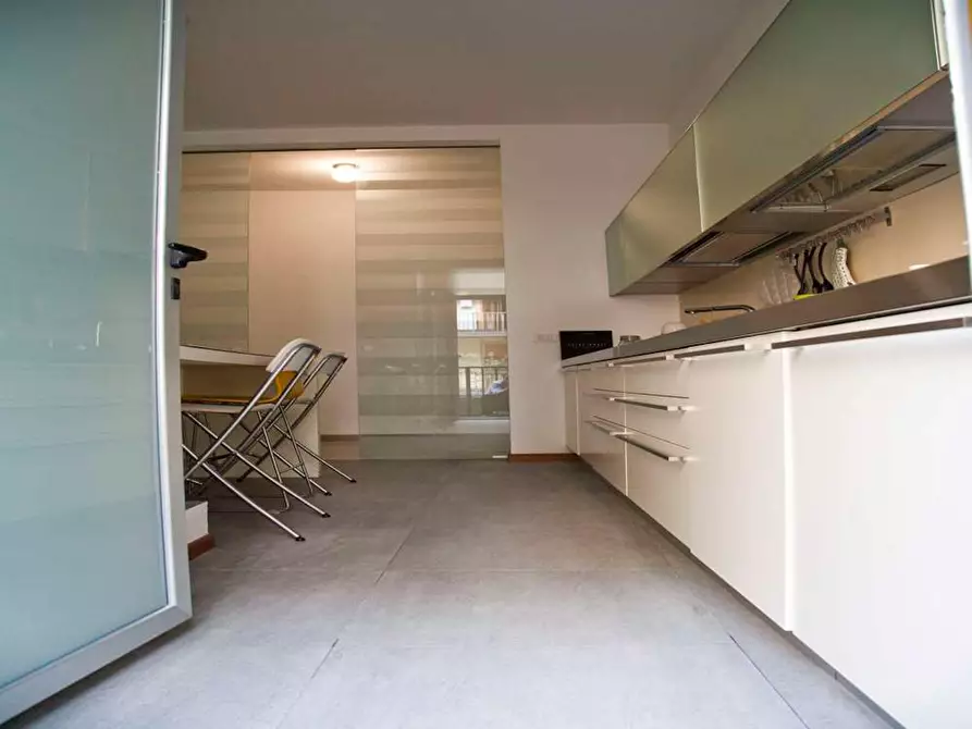 Immagine 7 di Camera in affitto  in Via Conca del Naviglio a Milano