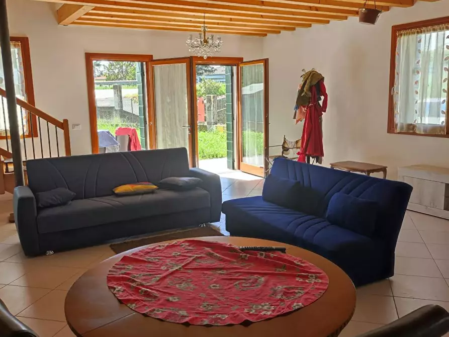 Immagine 5 di Casa indipendente in affitto  in Via Miranese a Venezia