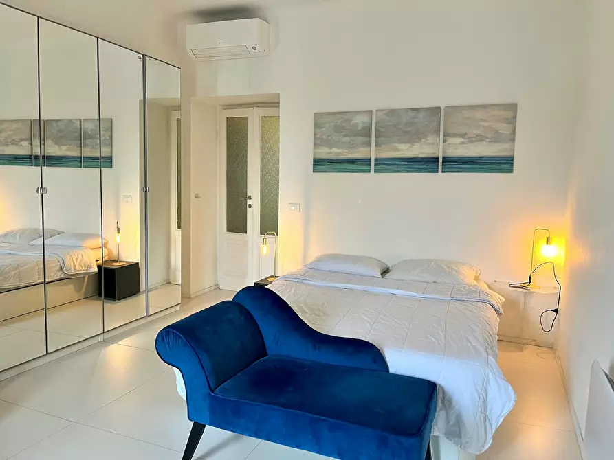 Immagine 1 di Appartamento in affitto  in Via Riva di Trento a Milano