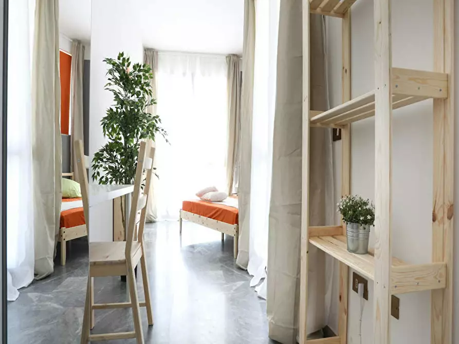 Immagine 3 di Camera in affitto  in Via Marcona a Milano