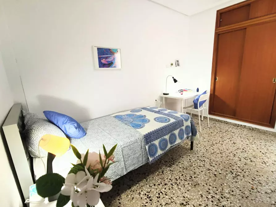 Immagine 1 di Camera in affitto  in Carrer Miguel Hernández a Paterna