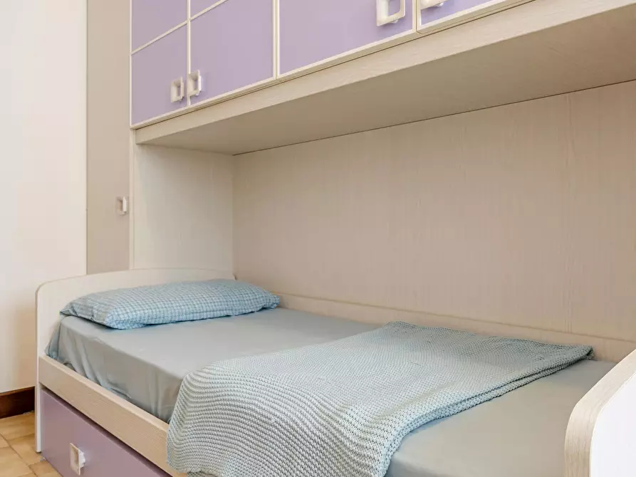 Immagine 6 di Camera in affitto  in Via Lodovico il Moro a Milano