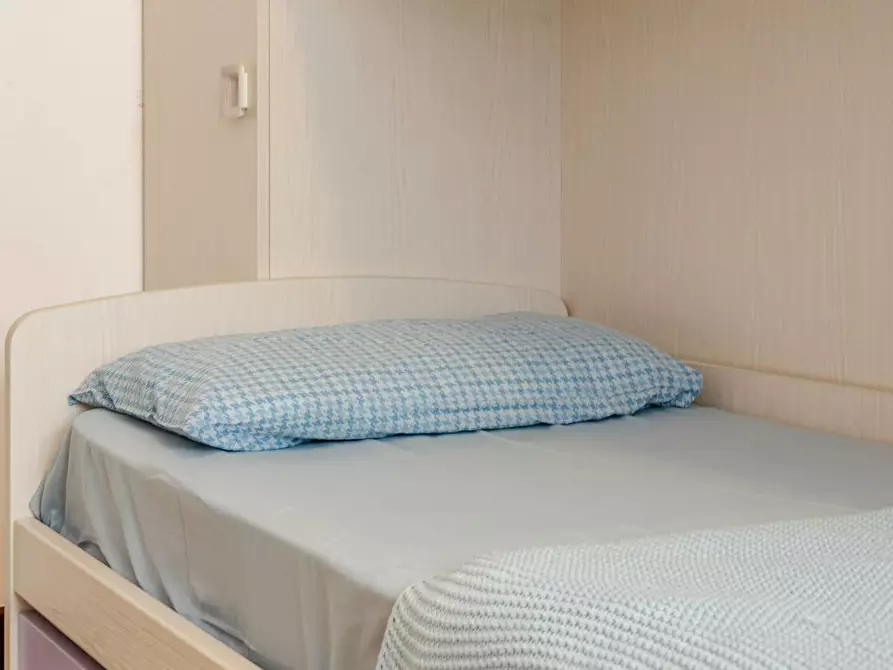 Immagine 9 di Camera in affitto  in Via Lodovico il Moro a Milano