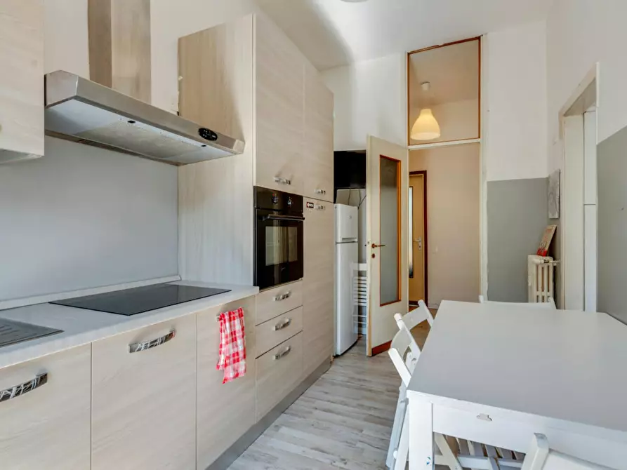 Immagine 10 di Camera in affitto  in Corso di Porta Romana a Milano