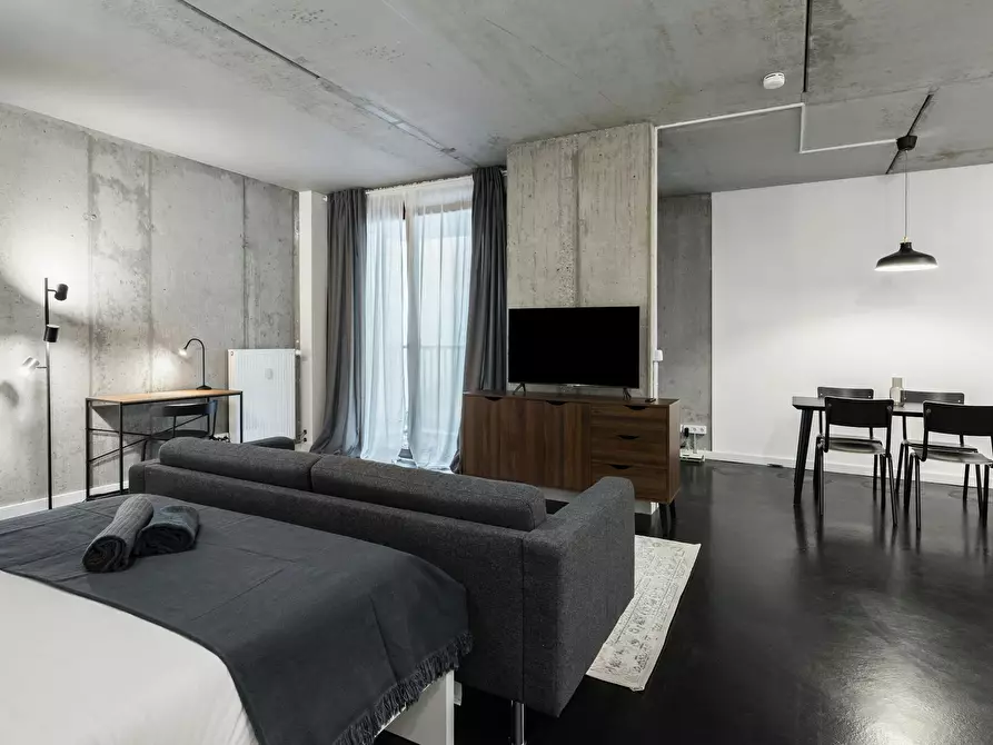Immagine 8 di Appartamento in affitto  in Linienstraße a Berlin