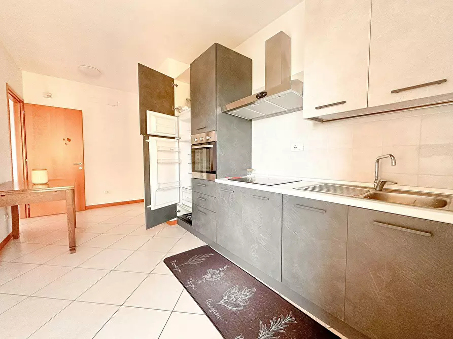 Immagine 8 di Appartamento in affitto  in Via Jan Palach a Milano