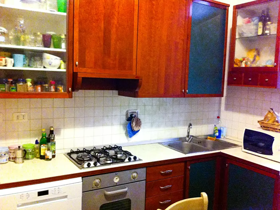 Immagine 6 di Camera in affitto  in Via Salvatore Farina a Torino