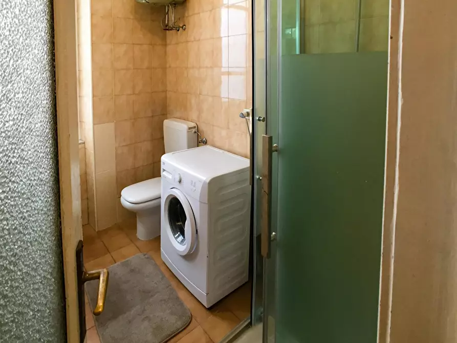 Immagine 8 di Camera in affitto  in Via Salvatore Farina a Torino