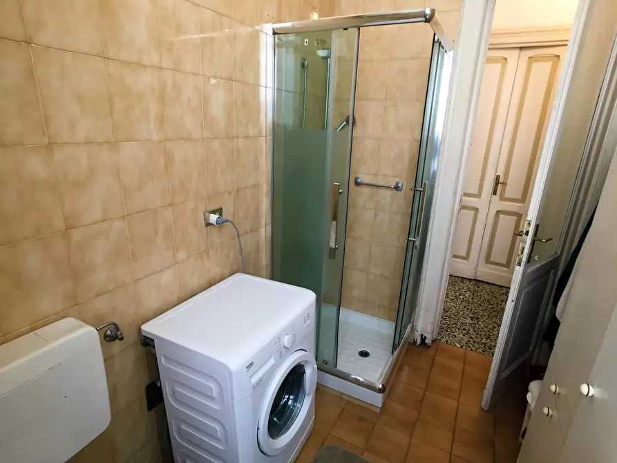 Immagine 7 di Camera in affitto  in Via Salvatore Farina a Torino