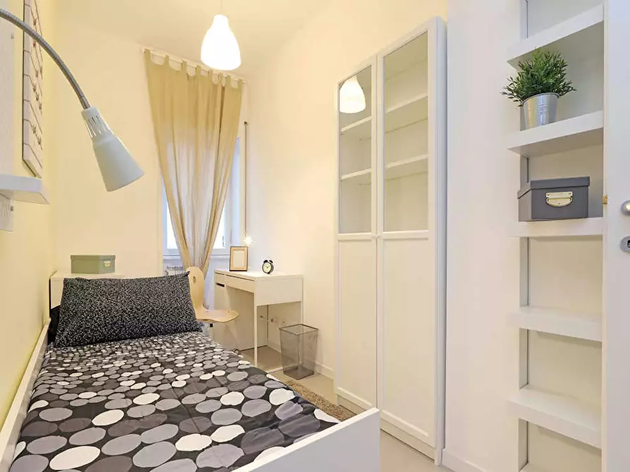 Immagine 2 di Camera in affitto  in Via Arrigo Davila a Roma