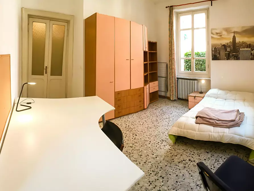 Immagine 2 di Camera in affitto  in Via Salvatore Farina a Torino