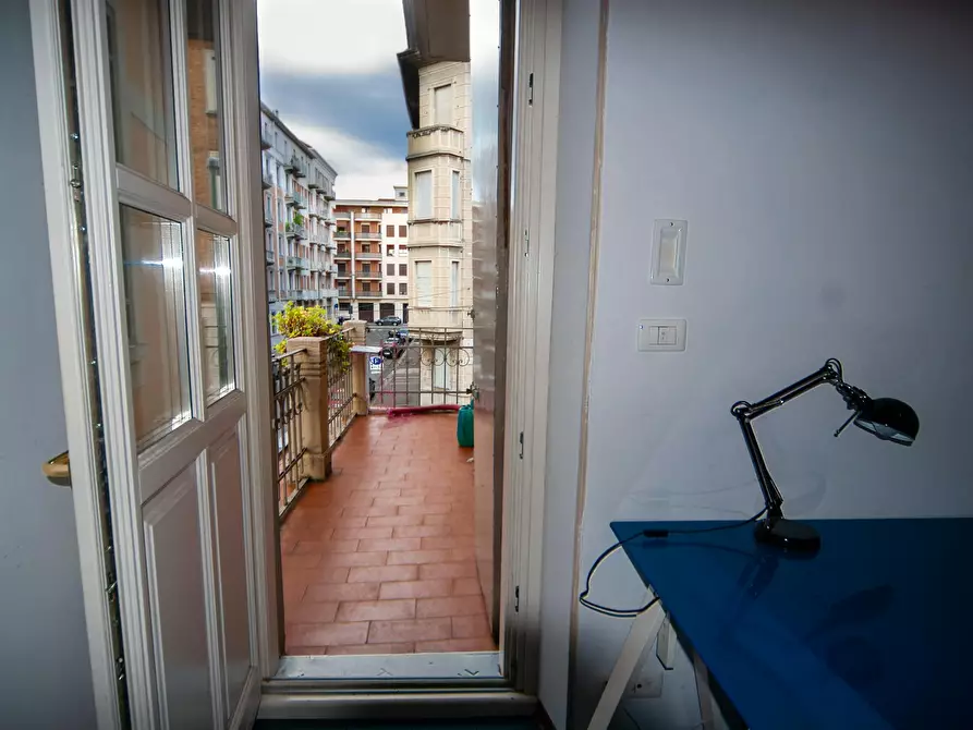 Immagine 3 di Camera in affitto  in Via Salvatore Farina a Torino