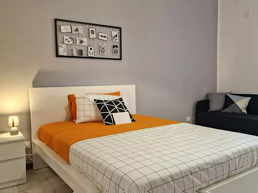 Immagine 9 di Camera in affitto  in Via Ostiense a Roma