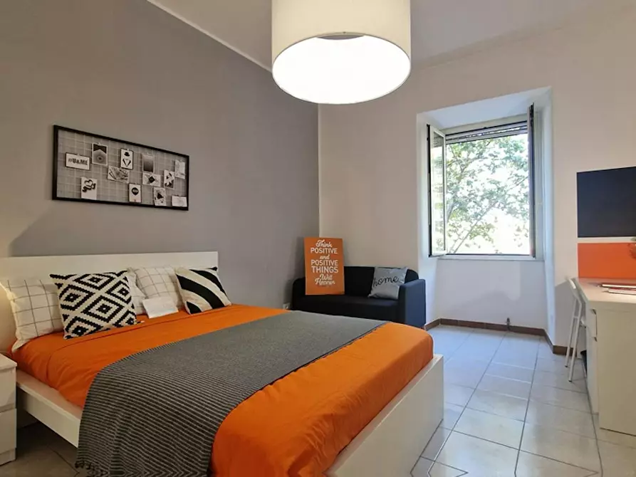 Immagine 2 di Camera in affitto  in Via Ostiense a Roma