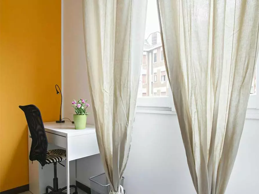 Immagine 4 di Camera in affitto  in Via Salvatore Barzilai a Milano