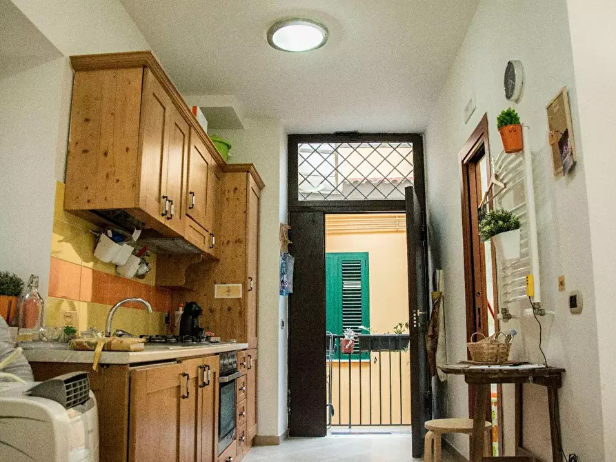 Immagine 3 di Appartamento in affitto  in Piazzetta Luigi Settembrini a Napoli