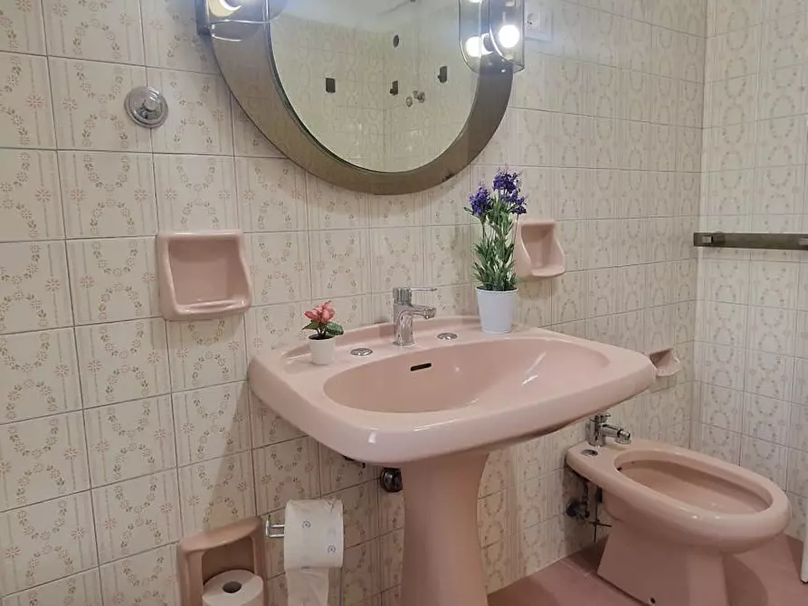 Immagine 9 di Camera in affitto  in Viale Angelico a Roma