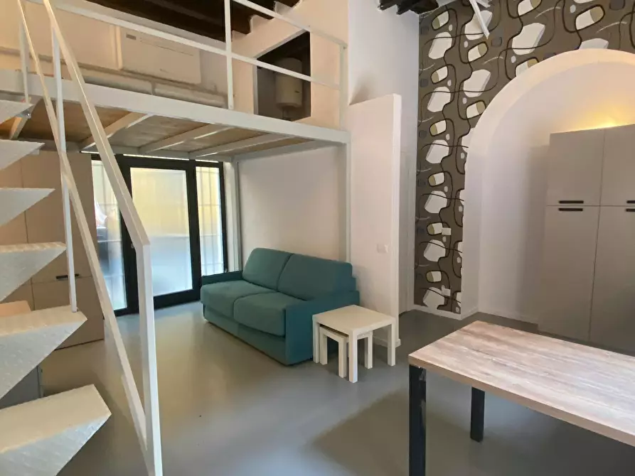 Immagine 5 di Appartamento in affitto  in Via Sartirana a Milano