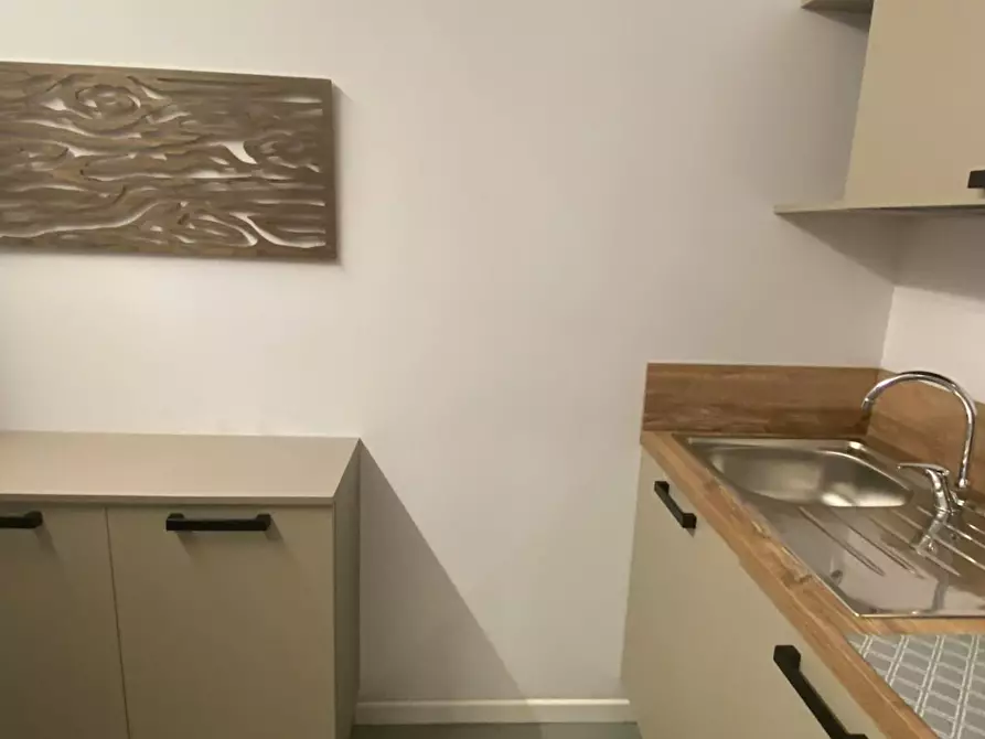 Immagine 8 di Appartamento in affitto  in Via Sartirana a Milano