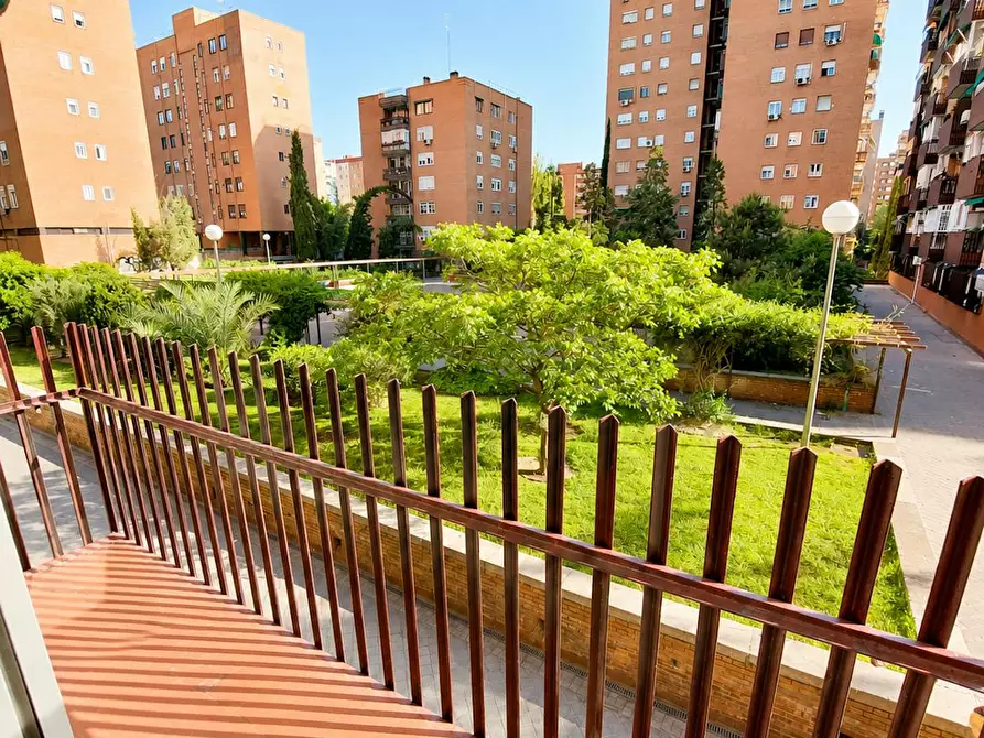 Immagine 6 di Camera in affitto  in Calle de Antonio Machado a Madrid