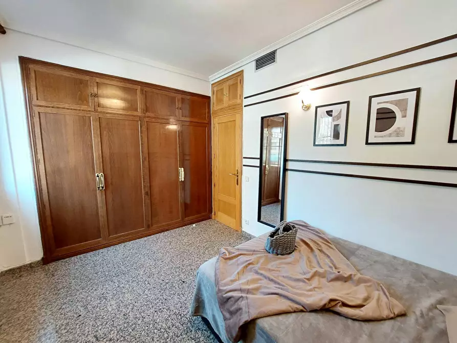 Immagine 6 di Camera in affitto  in Calle de Antonio Machado a Madrid