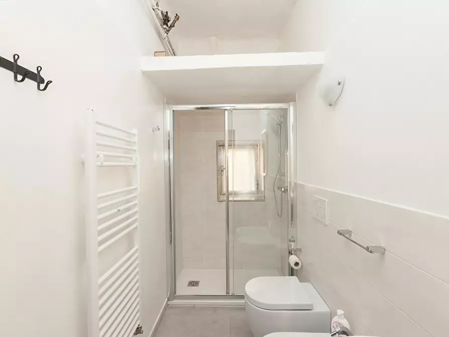 Immagine 8 di Camera in affitto  in Corso Buenos Aires a Genova