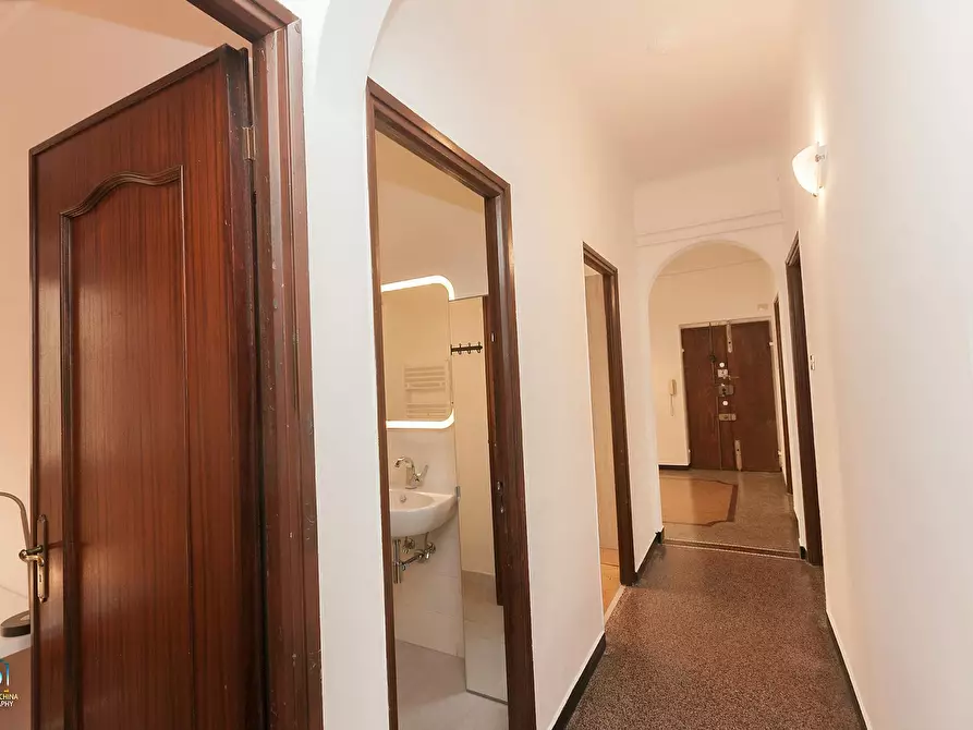 Immagine 10 di Camera in affitto  in Corso Buenos Aires a Genova