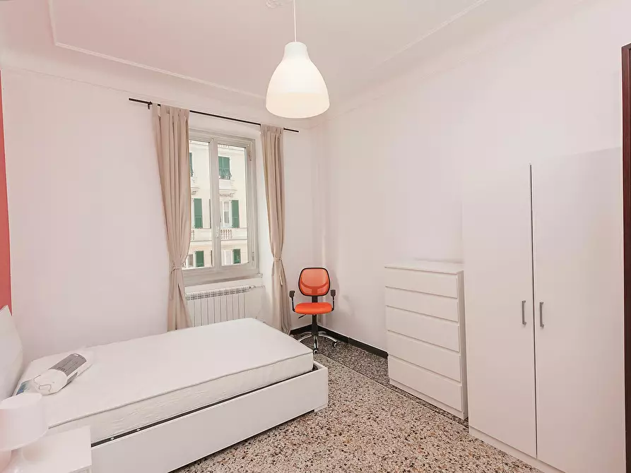 Immagine 2 di Camera in affitto  in Corso Buenos Aires a Genova