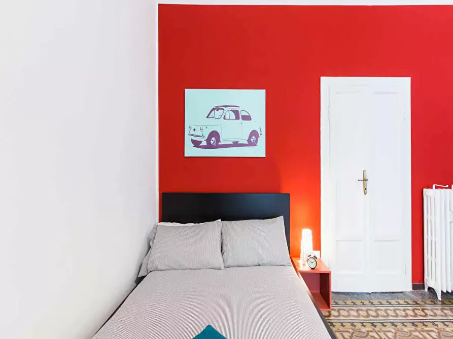 Immagine 2 di Camera in affitto  in Via Desiderio a Milano