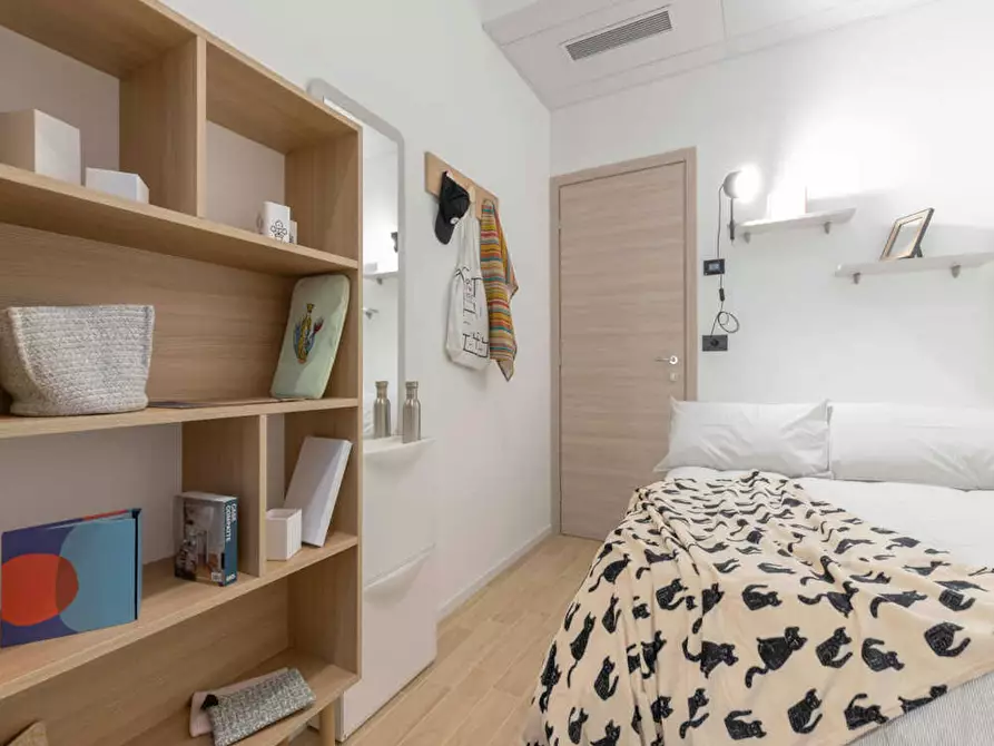 Immagine 2 di Camera in affitto  in Via Carlo Pedrotti a Torino