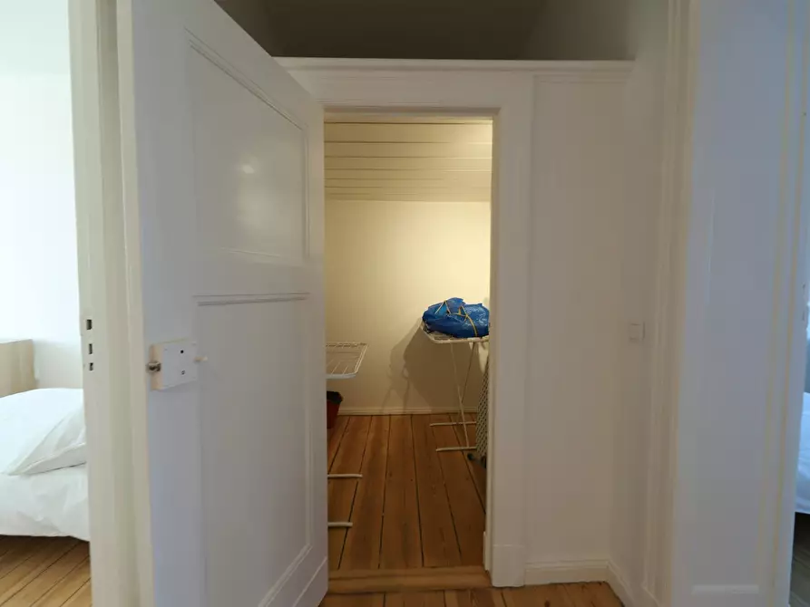 Immagine 10 di Camera in affitto  in Antwerpener Straße a Berlin
