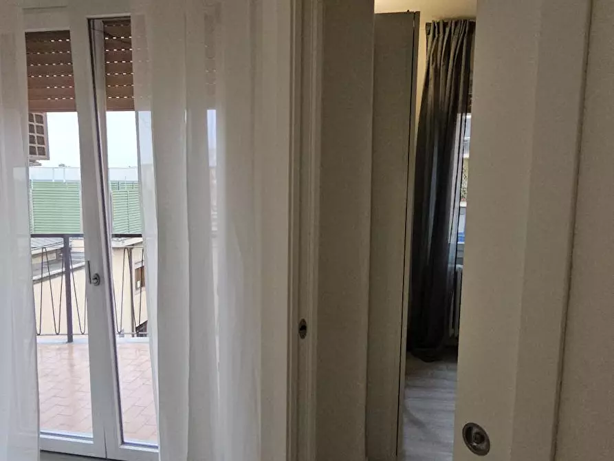 Immagine 5 di Appartamento in affitto  in Viale Brenta a Milano