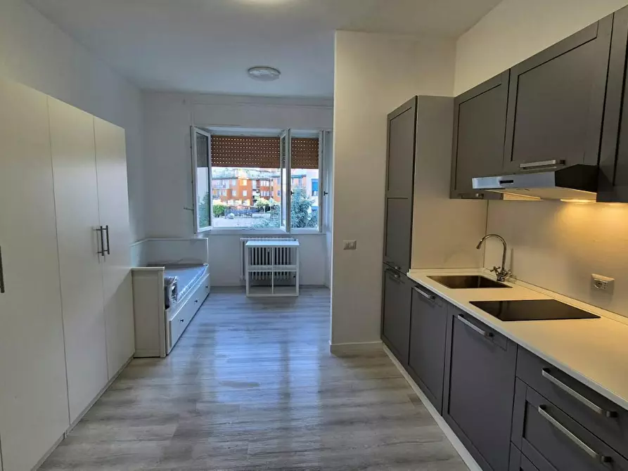 Immagine 3 di Appartamento in affitto  in Viale Brenta a Milano