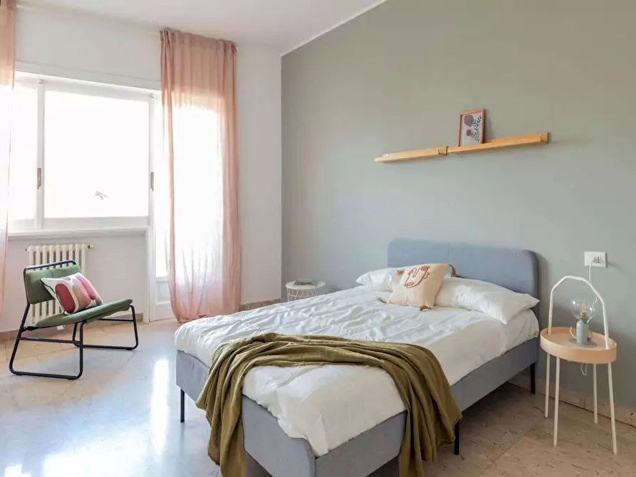 Immagine 1 di Camera in affitto  in Viale degli Ammiragli a Roma