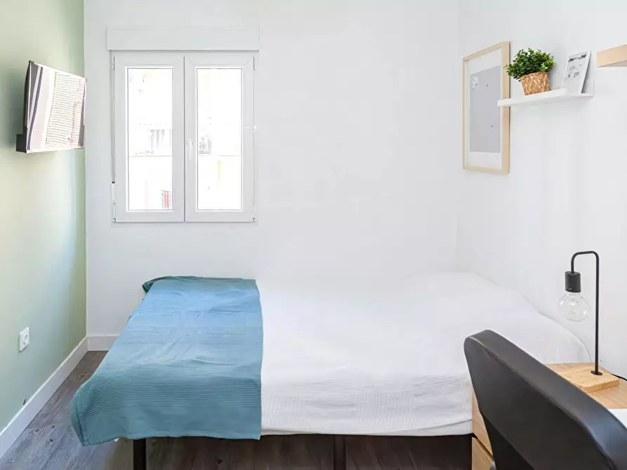 Immagine 2 di Camera in affitto  in Calle Berenguer de Bardají a Zaragoza