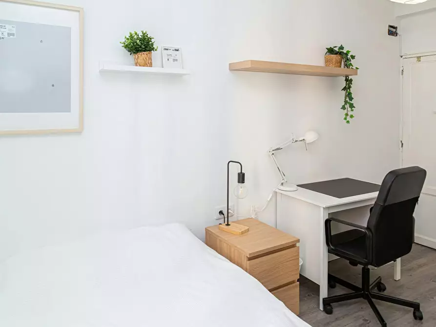 Immagine 4 di Camera in affitto  in Calle Berenguer de Bardají a Zaragoza