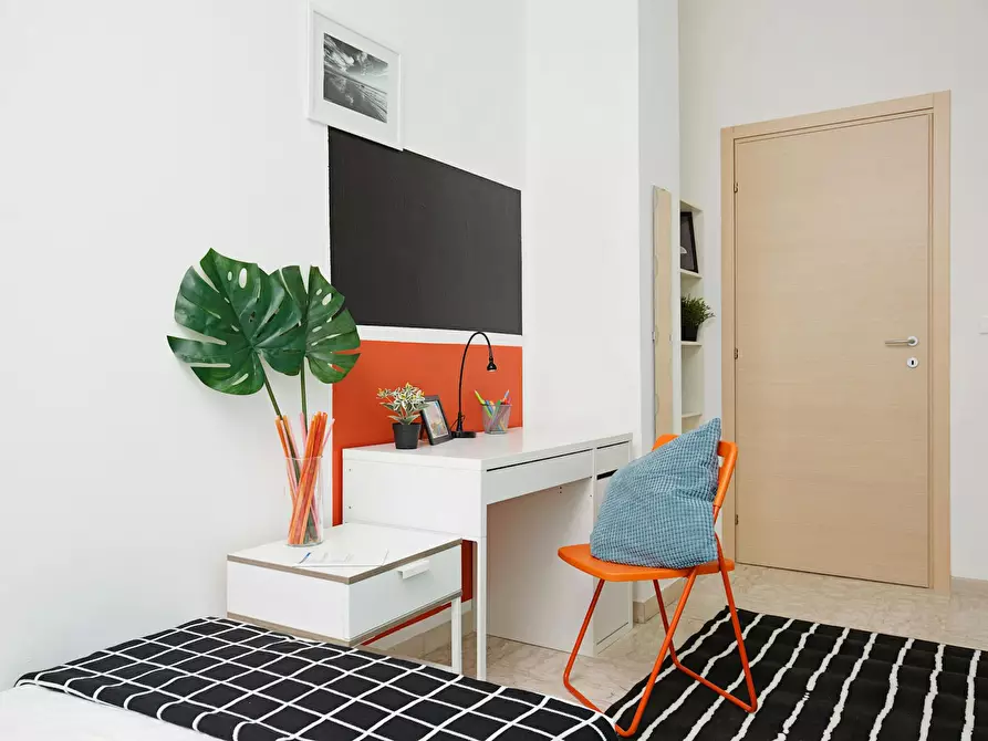 Immagine 4 di Camera in affitto  in Via Carlo Cattaneo a Rimini