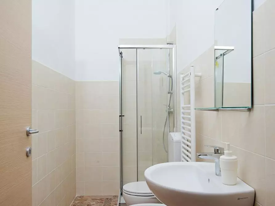 Immagine 8 di Camera in affitto  in Via Carlo Cattaneo a Rimini