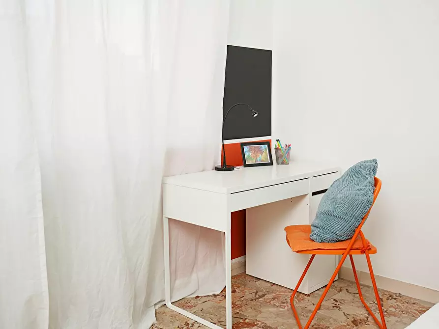 Immagine 4 di Camera in affitto  in Via Carlo Cattaneo a Rimini