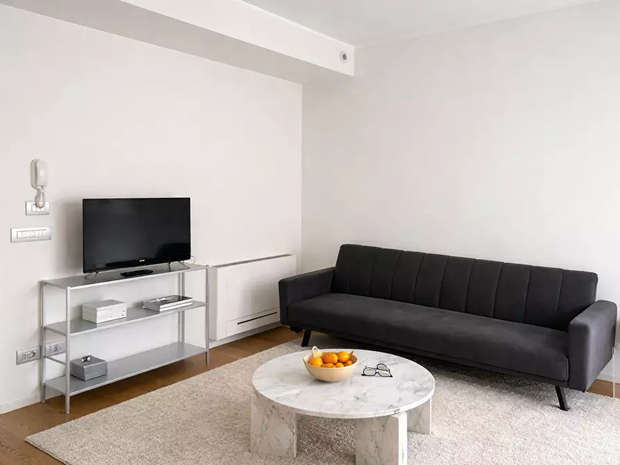 Immagine 2 di Appartamento in affitto  in Via dei Sormani a Milano