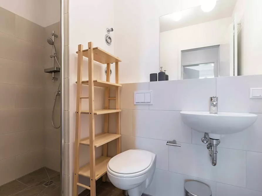 Immagine 5 di Camera in affitto  in Klara-Franke-Straße a Berlin